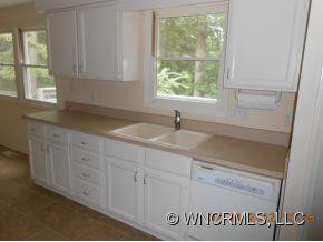 10 Canterbury Drive - Photo 5