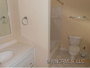 10 Canterbury Drive - Photo 8