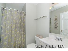 90 Haywood Road - Photo 11