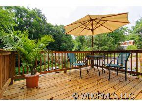 90 Haywood Road - Photo 20