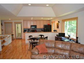 552 Sweetwater Drive - Photo 5