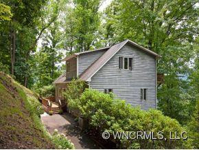 209 HONEYSUCKLE LANE - Photo 12
