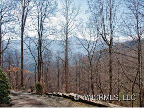 209 HONEYSUCKLE LANE - Photo 14