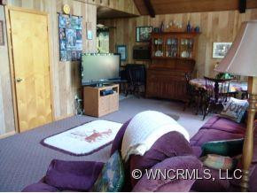 105 Gentle Winds Ln - Photo 2