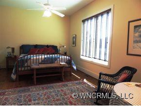 275 Deerwood Drive - Photo 12