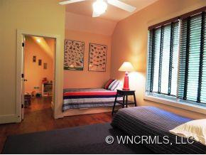 275 Deerwood Drive - Photo 13