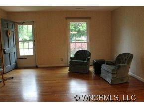57 Southview Drive - Photo 3