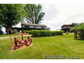 68 & 70 Gillespie - Photo 3