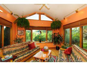 68 & 70 Gillespie - Photo 4