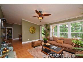 221 Christina Court - Photo 2