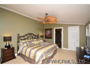 221 Christina Court - Photo 11
