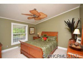 221 Christina Court - Photo 14