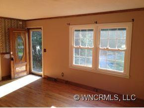 81 Burnette Drive - Photo 2