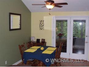 210 Pine Cove Lane - Photo 5