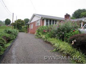 90 FAIRWAY HILLS - Photo 3