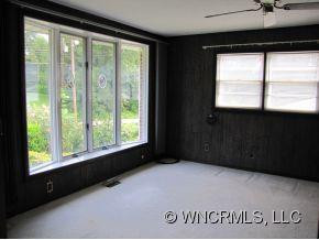 90 FAIRWAY HILLS - Photo 9