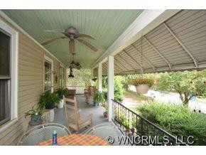 127 Pennsylvania Ave - Photo 14