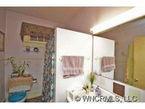127 Pennsylvania Ave - Photo 18
