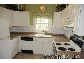 628 WILLOW RD - Photo 2