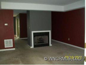 714 CARLYLE WAY - Photo 2
