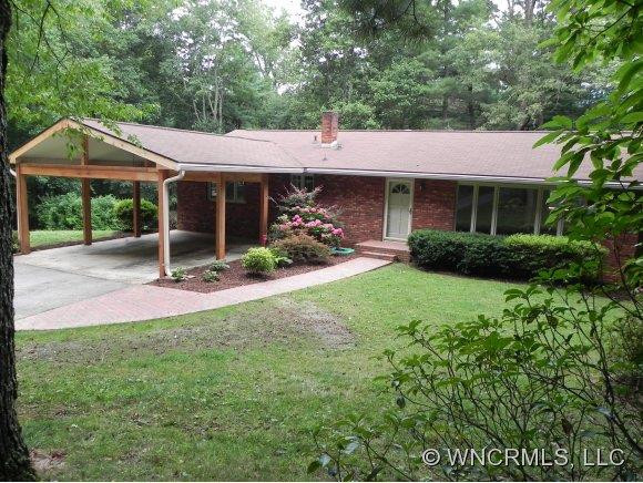 84 Robinson Drive