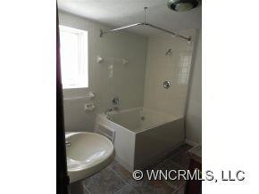 84 Robinson Drive - Photo 11