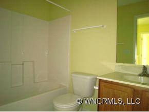 385 Wiltshire Circle - Photo 15