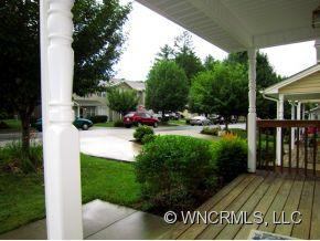 385 Wiltshire Circle - Photo 20