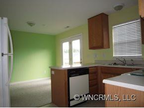 385 Wiltshire Circle - Photo 8