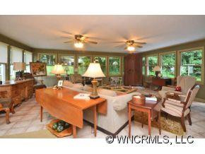 112 Mockingbird Drive - Photo 9