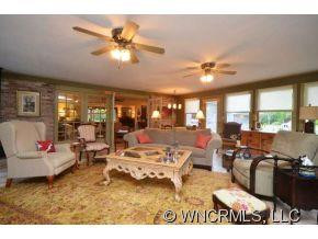 112 Mockingbird Drive - Photo 10