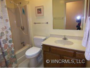 129 Exeter Court - Photo 16