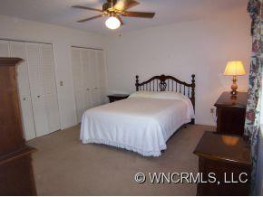 129 Exeter Court - Photo 8