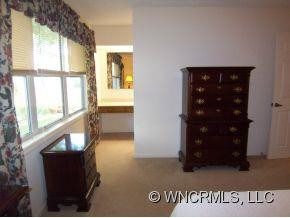 129 Exeter Court - Photo 9