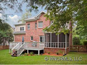 1006 COLUMBINE - Photo 2