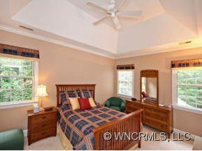 1006 COLUMBINE - Photo 15