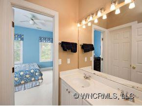 1006 COLUMBINE - Photo 19