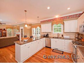1006 COLUMBINE - Photo 8