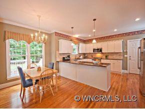1006 COLUMBINE - Photo 9