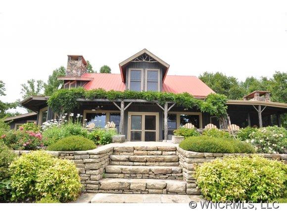 290 Winterberry Drive