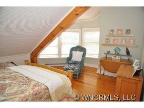 290 Winterberry Drive - Photo 15