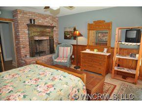290 Winterberry Drive - Photo 16