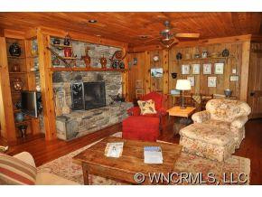 290 Winterberry Drive - Photo 7