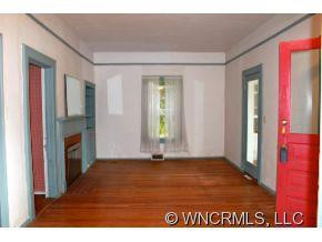 303 Montreat Road - Photo 5
