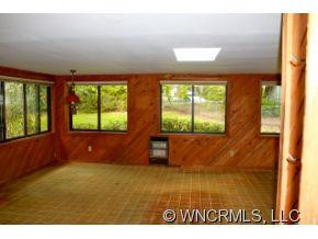 303 Montreat Road - Photo 10