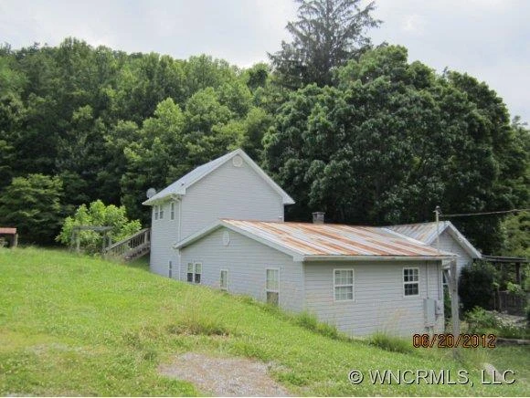 102 Montane Lane