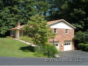 121 Surry Lane - Photo 2