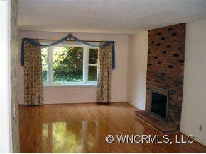 121 Surry Lane - Photo 3