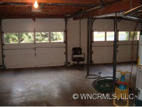 121 Surry Lane - Photo 9
