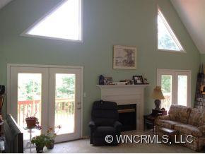 186 Hawks Point Drive - Photo 3